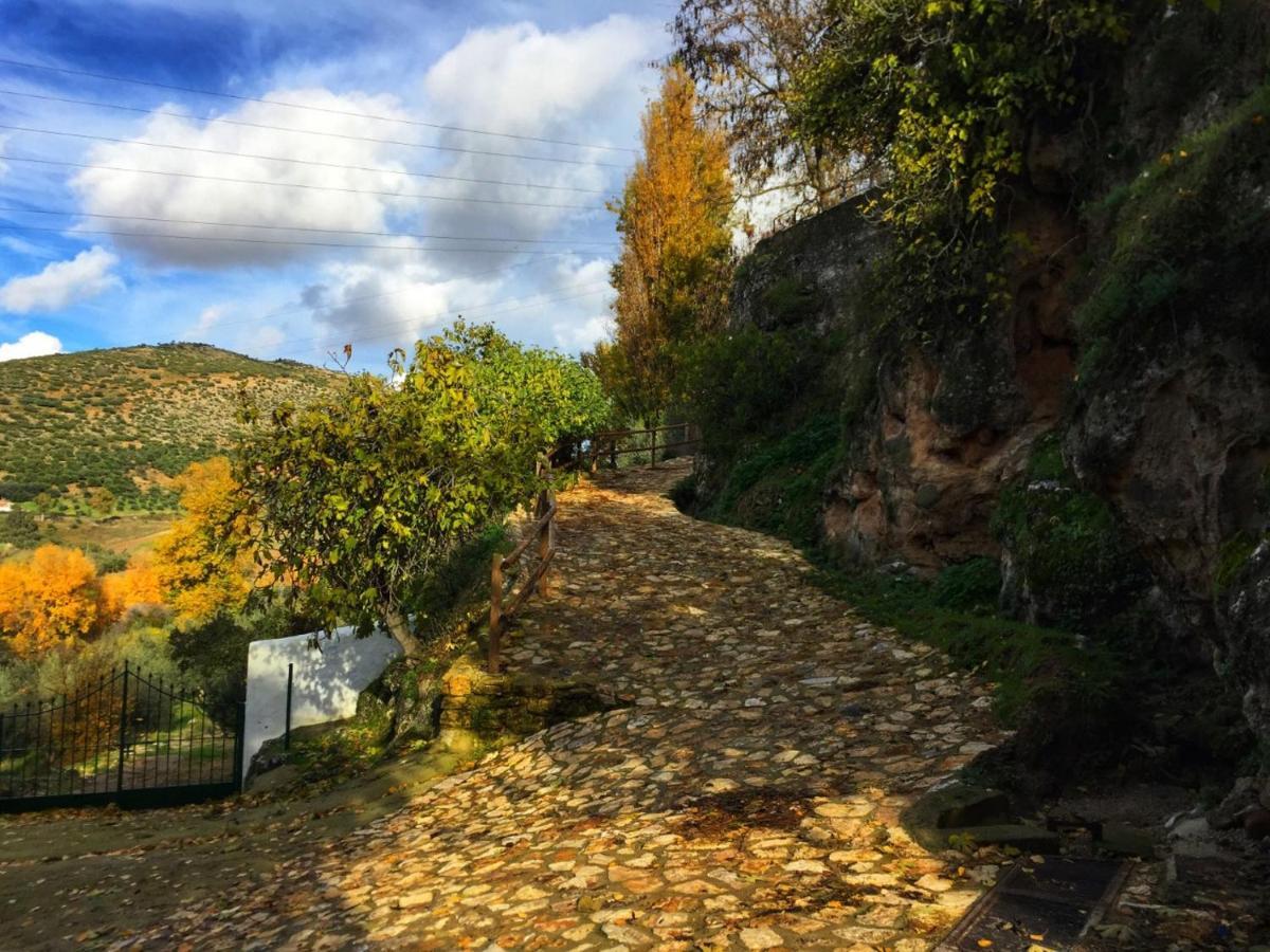 Casa Rural El Puente Cuevas del Becerro Luaran gambar